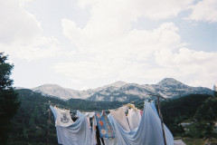 Neža Dacar, Sušenje perila