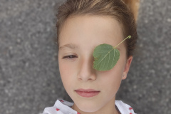 OS-Viktorija-Sesok-SL3-Listi-padajo-z-neba