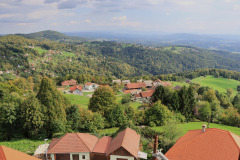 Ilianna Hauptman, Primskovo s strehe